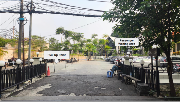 Panduan titik jemput Kopi Nako Grogol - gambar 1